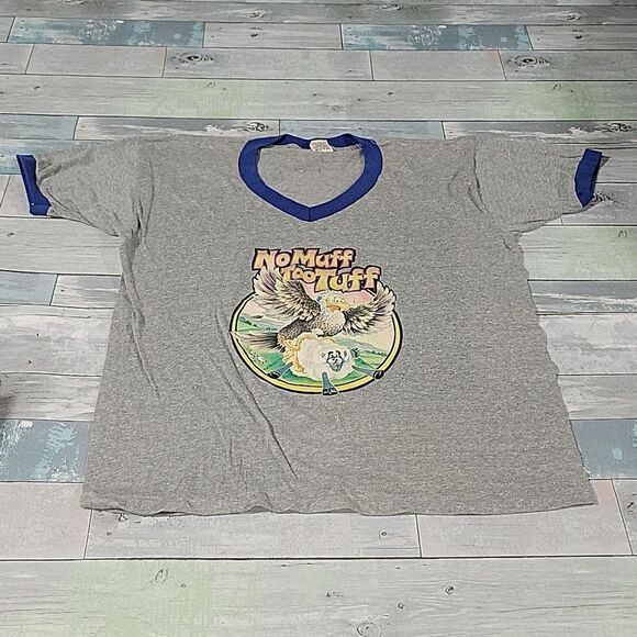 Funny Medallion Vintage V-Neck Shirt sz Large - Picture 1 of 5